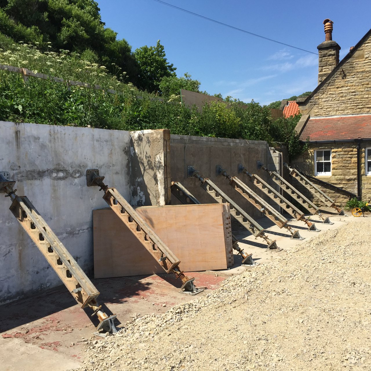 Sandsend - Existing Retaining Wall