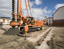 Portsmouth - Secant Pile Wall Installation